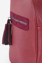 Charger l'image dans la galerie, Women's Fringe Zipped Claret Red Backpack
