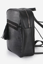 Load image into Gallery viewer, Women's Fringe Zipped Black Crocodile Backpack
