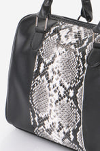 Load image into Gallery viewer, Women's Snake Pattern Black Leather Sleeve Bag
