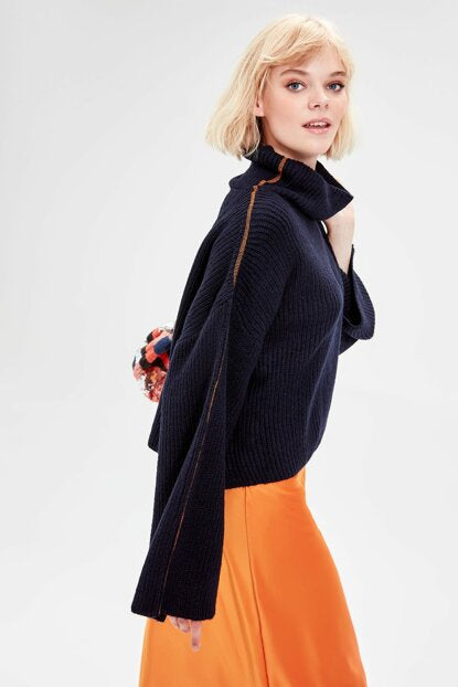 Women's Stitched Navy Blue Tricot Sweater
