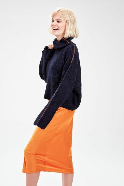 Women's Stitched Navy Blue Tricot Sweater