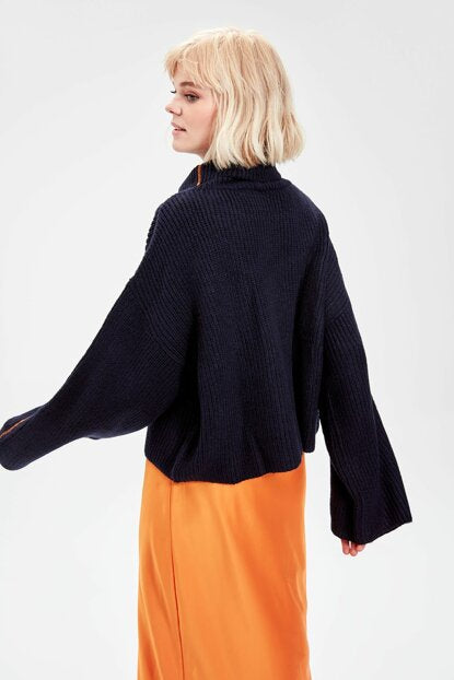 Women's Stitched Navy Blue Tricot Sweater