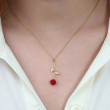 Load image into Gallery viewer, Women's Nacre Gem Rose Pendant 925 Carat Silver Necklace

